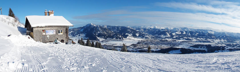 Unser Schneeschuh-Test Berghütte  auf 1450 Meter